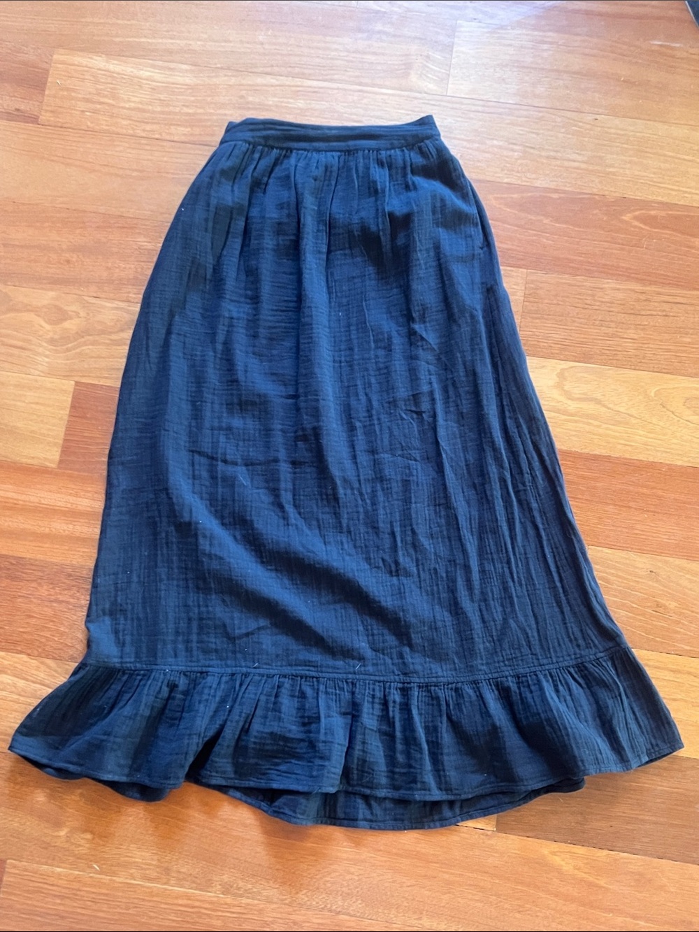 Black Midi Ruffle-Hem Skirt